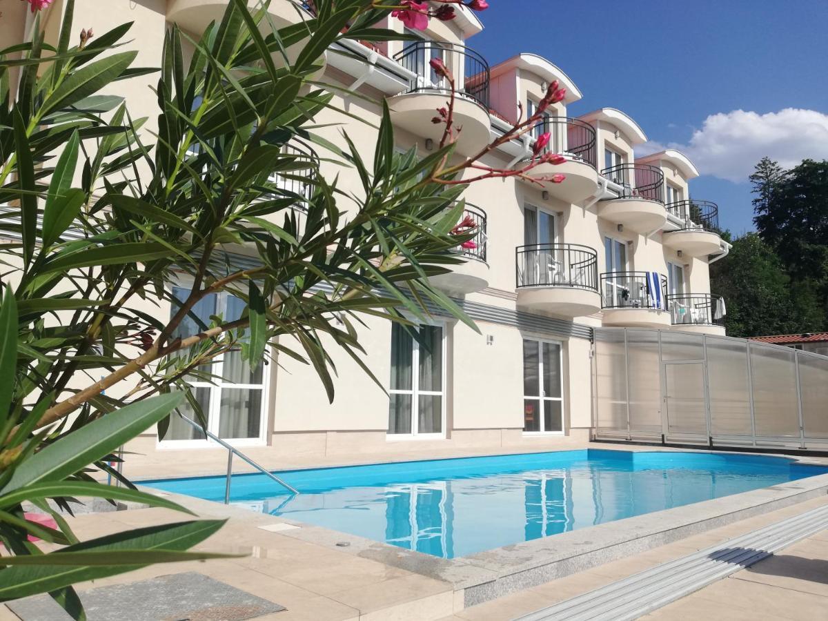 Villa Park Panzio Szilvasvarad Ngoại thất bức ảnh
