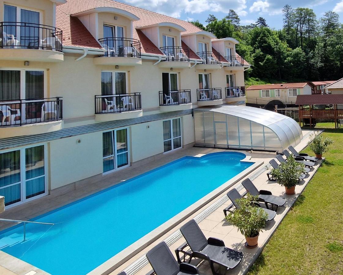 Villa Park Panzio Szilvasvarad Ngoại thất bức ảnh